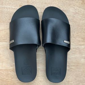 Reef Slip-on sandals